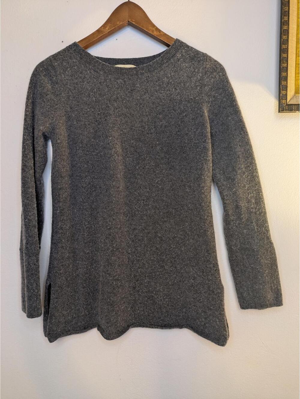 Peck & Peck Women's 100% Cashmere Sweater Size M Grey Crew Neck Pullover 2-Ply